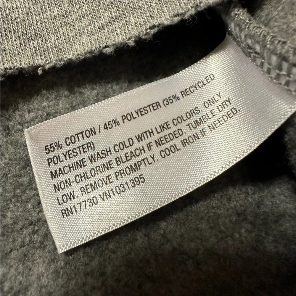 Wild Fable Gray Cropped Boxy Fleece Crew Neck Sweatshirt - Picture 8 of 11
